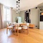 Appartamento Stylish Duplex In Paris' Center