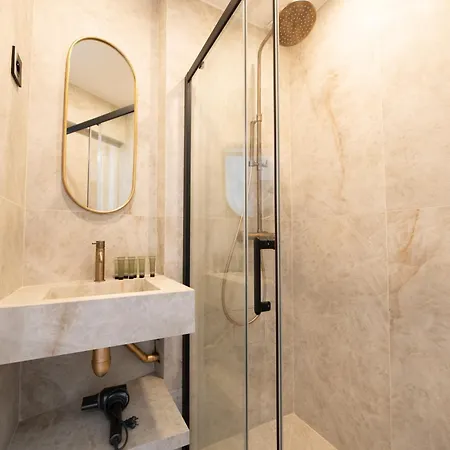 Daire Stylish Duplex In Paris' Center *