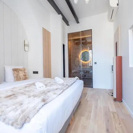 Stylish Duplex In Paris' Center Daire Paris