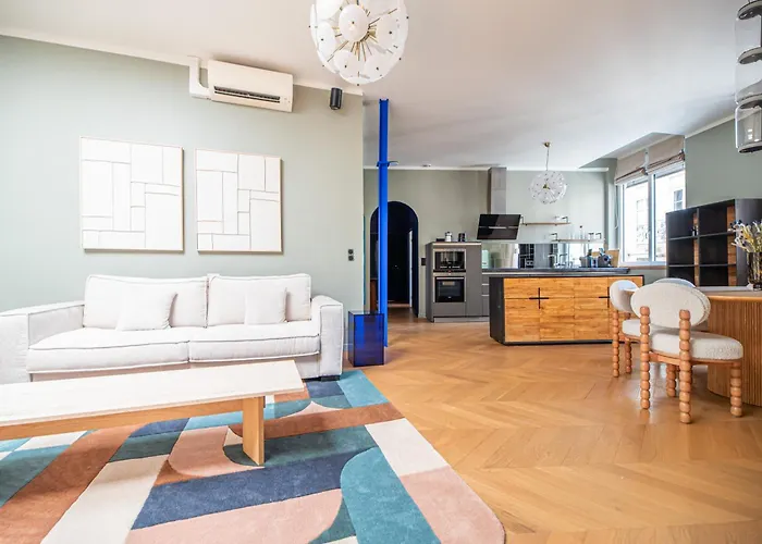 Апартаменты Stylish Duplex In Paris' Center *