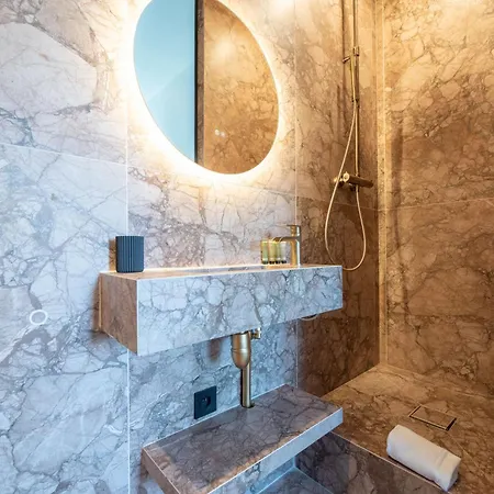 Stylish Duplex In Paris' Center * Parijs